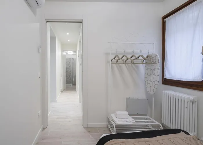 Apartments In San Marco With Canal View By Wonderful Italy